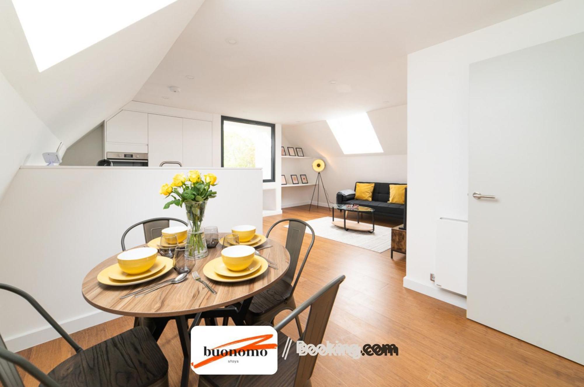 Apartamento Two Bedroom At Buonomo Short Lets & Serviced Londres