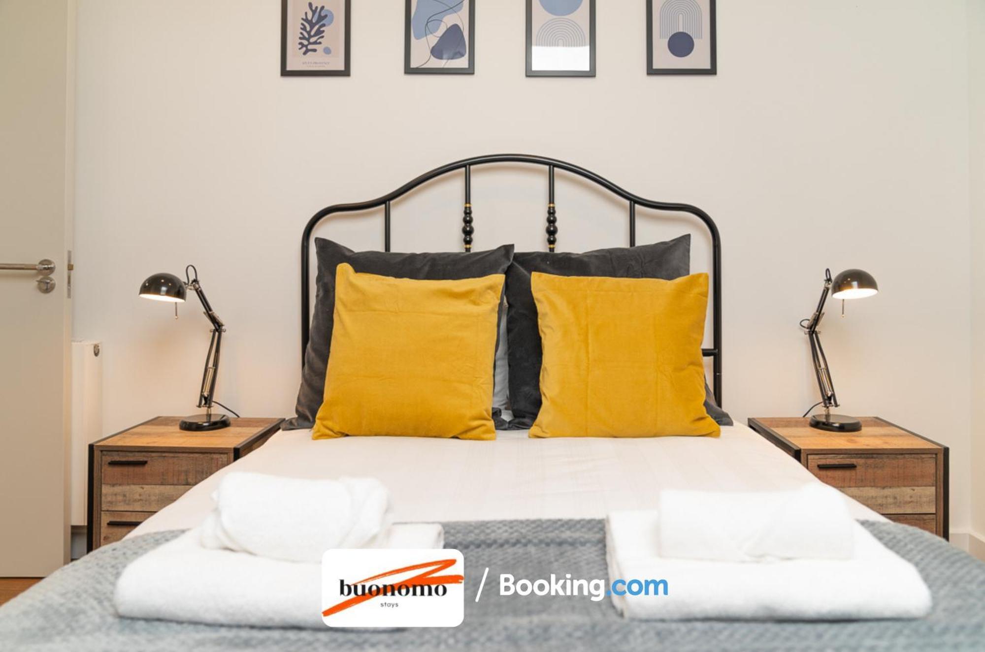 Apartamento Two Bedroom At Buonomo Short Lets & Serviced *