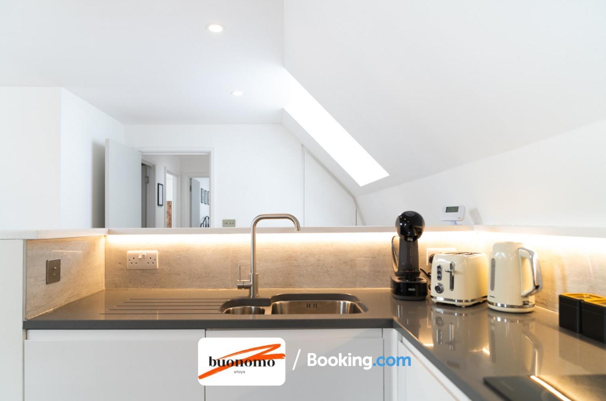 Two Bedroom At Buonomo Short Lets & Serviced Apartamento Londres