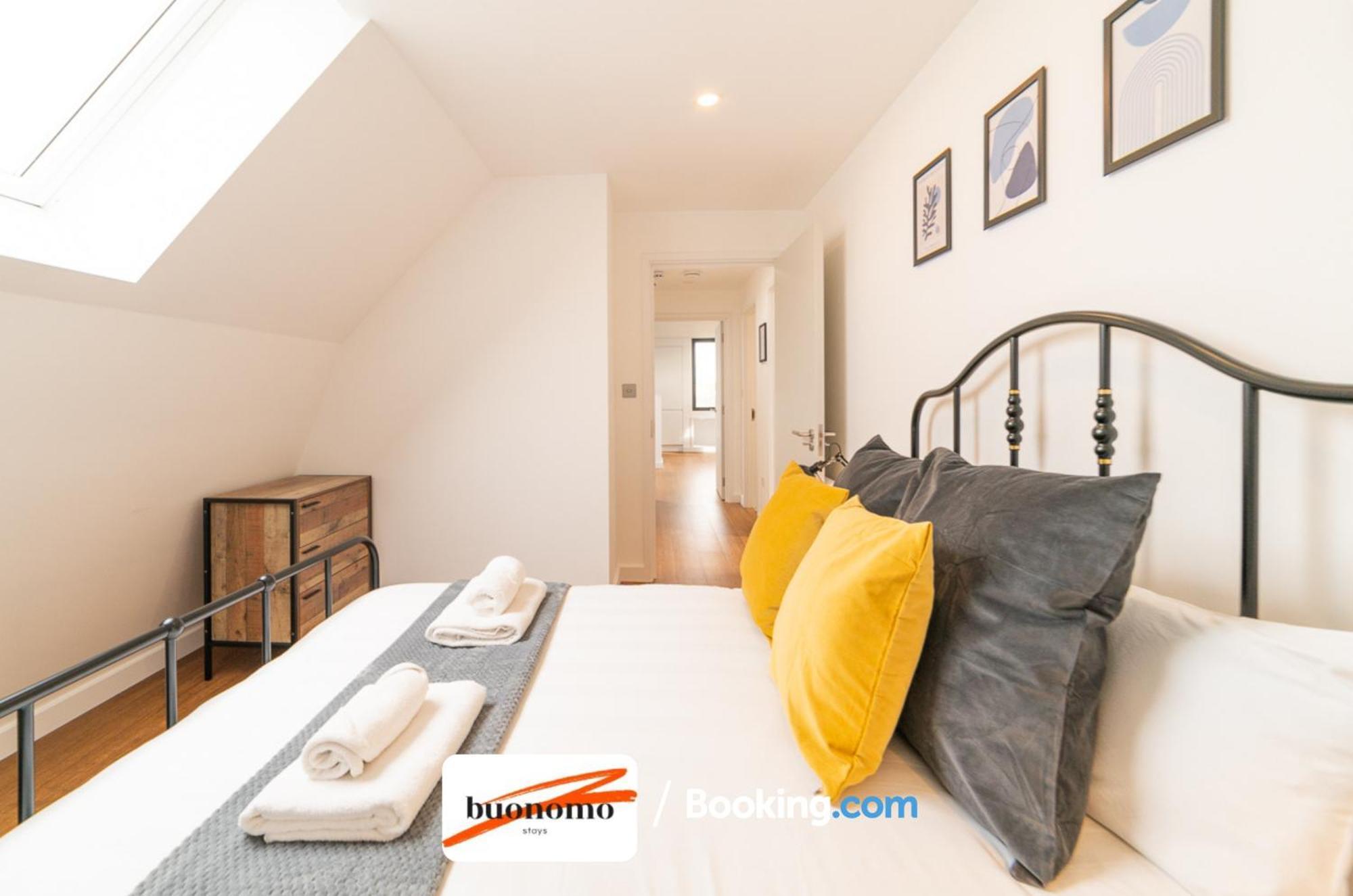 Two Bedroom At Buonomo Short Lets & Serviced Apartamento *